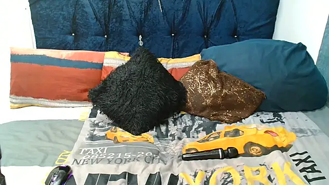 xTALLSEXYBUMx online show from November 2025 06:34:02 PM