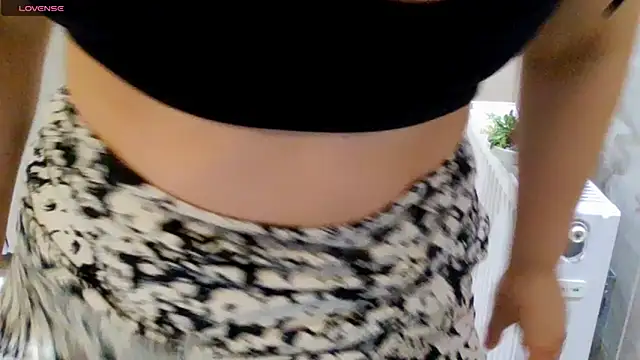 Snapshot of Erotica333 chatting on April 2026 04:08:02 PM Erotica333 online show from April 2026 04:08:02 PM