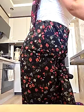 Erotica333 online show from June 2026 11:33:02 AM