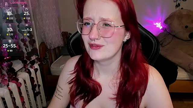 KrisTyBooBsin online show from February 2026 04:15:02 PM