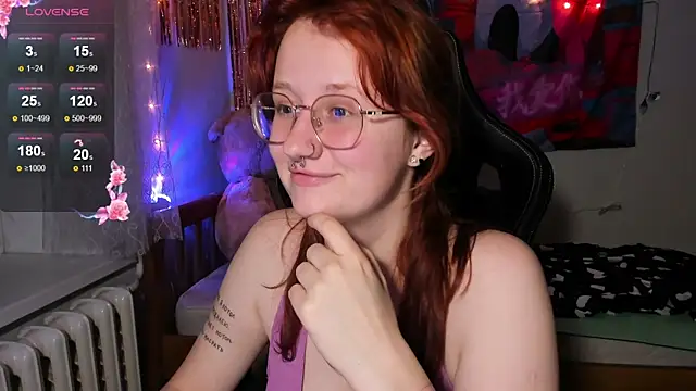 KrisTyBooBsin online show from January 2026 04:03:02 PM