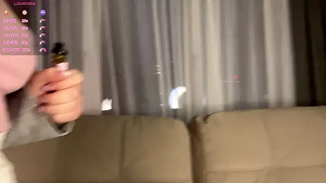 LindaFarmer online show from December 2025 03:41:02 AM