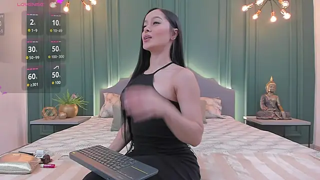 Snapshot of rubyhill_2711 chatting on February 2025 11:12:01 PM rubyhill 2711 online show from February 2025 11:12:01 PM