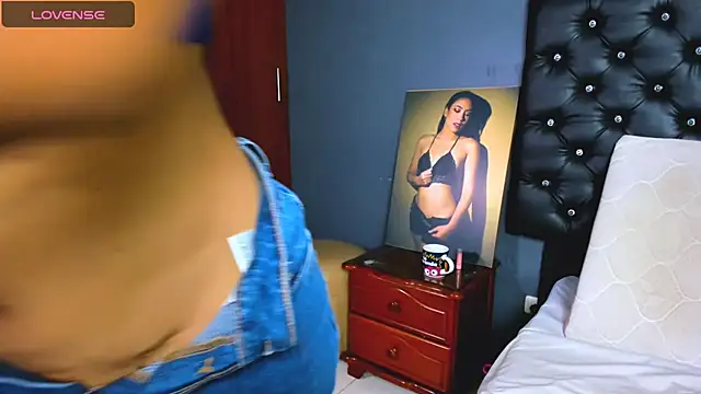 Snapshot of catalinamuss_ chatting on November 2025 02:53:02 PM catalinamuss online show from November 2025 02:53:02 PM