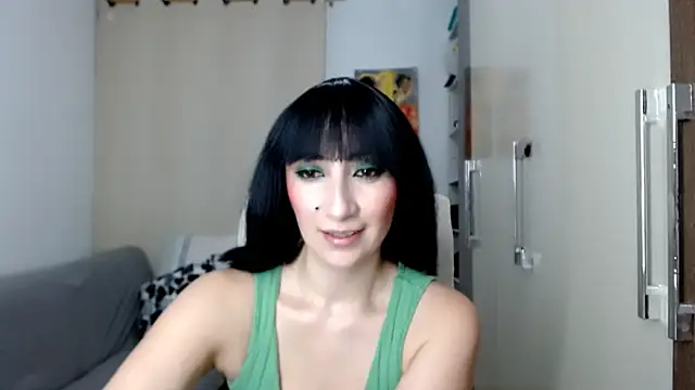 Snapshot of Laura-pervert chatting on December 2025 11:05:02 PM Laura-pervert online show from December 2025 11:05:02 PM