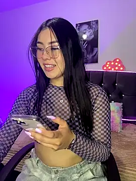 emily 22x online show from October 2025 03:40:02 AM