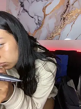 emily 22x online show from October 2025 12:53:01 AM