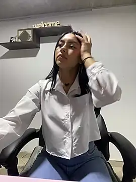 emily 22x online show from March 2025 12:19:01 AM