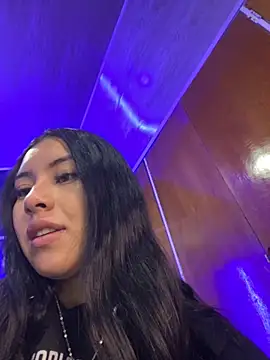emily 22x online show from September 2025 10:27:02 PM
