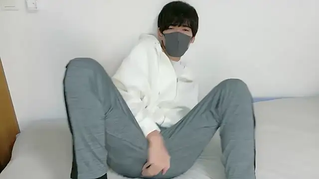 Snapshot of itsme_LEON chatting on December 2025 01:12:02 PM itsme LEON online show from December 2025 01:12:02 PM