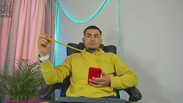 kalivan voinesscu online show from October 2025 03:44:02 PM