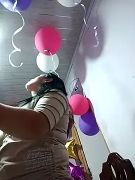 Snapshot of naughty-sharlot chatting on January 2025 10:12:02 PM naughty-sharlot online show from January 2025 10:12:02 PM