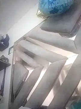 naughty-sharlot online show from December 2025 09:51:01 PM