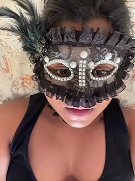 Bella Luna18 online show from February 2026 07:47:02 PM