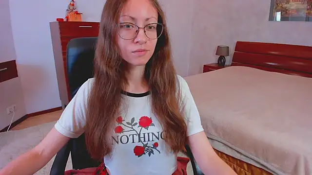 Pantyhose Mila online show from October 2025 07:13:02 PM