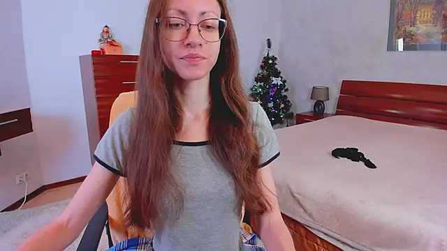 Pantyhose Mila online show from December 2025 08:02:02 PM