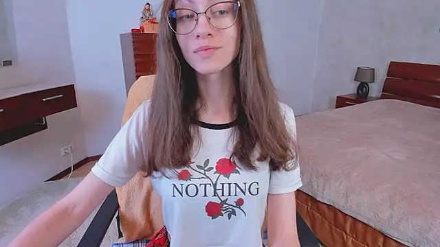 Pantyhose Mila online show from February 2026 08:18:01 PM