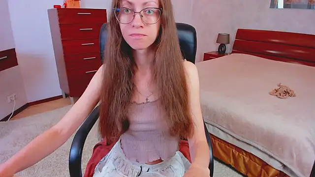 Pantyhose Mila online show from October 2025 07:03:02 PM