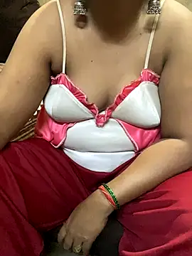 Snapshot of Tameesh_sexy_mistress chatting on October 2025 10:50:02 AM Tameesh sexy mistress online show from October 2025 10:50:02 AM