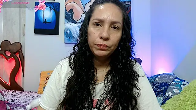 Snapshot of naihroby chatting on December 2025 02:34:02 AM naihroby online show from December 2025 02:34:02 AM