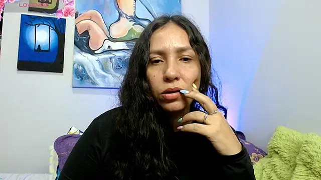 Snapshot of naihroby chatting on November 2025 04:46:02 AM naihroby online show from November 2025 04:46:02 AM