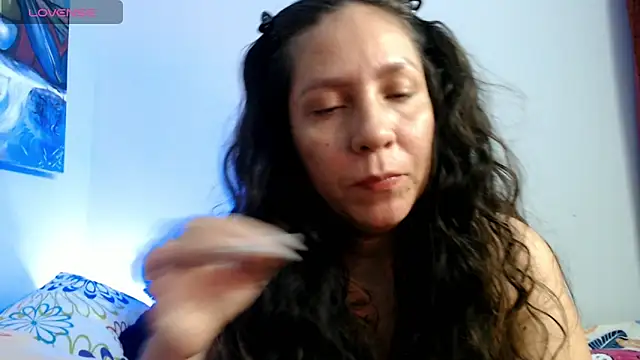 Snapshot of naihroby chatting on October 2025 03:50:01 AM naihroby online show from October 2025 03:50:01 AM