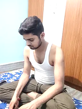 Ishan003 online show from April 2026 02:46:01 PM