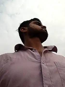 Ishan003 online show from April 2026 02:07:02 AM
