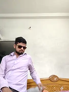 Ishan003 online show from June 2026 05:18:02 AM