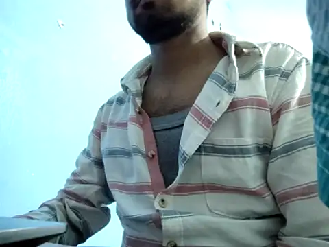 Ishan003 online show from December 2025 02:10:02 PM