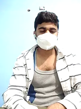 Ishan003 online show from October 2025 02:36:02 PM