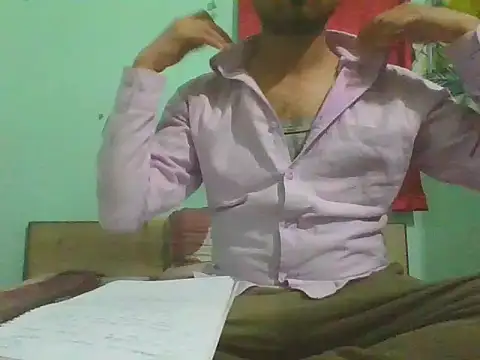 Ishan003 online show from October 2025 12:59:01 PM