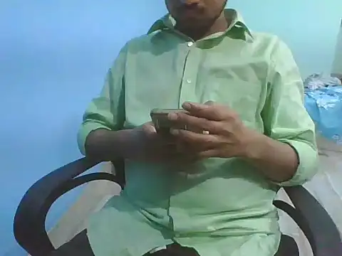 Ishan003 online show from November 2025 03:48:02 PM