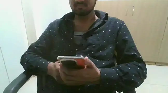 Ishan003 online show from February 2025 03:26:01 PM