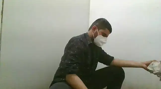 Ishan003 online show from February 2025 01:21:02 PM