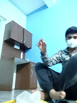 Ishan003 online show from September 2025 02:10:01 PM