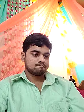 Snapshot of Ishan003 chatting on March 2026 09:44:01 AM Ishan003 online show from March 2026 09:44:01 AM