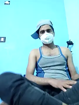 Snapshot of Ishan003 chatting on February 2026 01:00:01 PM Ishan003 online show from February 2026 01:00:01 PM