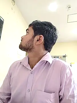 Snapshot of Ishan003 chatting on April 2026 05:09:01 AM Ishan003 online show from April 2026 05:09:01 AM