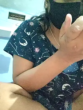 Snapshot of Priya_Strip chatting on February 2025 08:13:02 PM Priya Strip online show from February 2025 08:13:02 PM