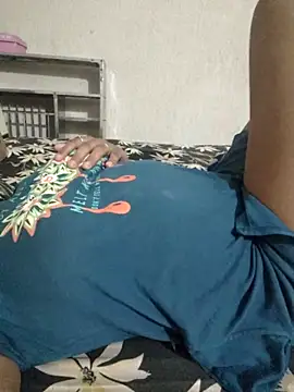 Snapshot of Priya_Strip chatting on June 2026 04:06:01 PM Priya Strip online show from June 2026 04:06:01 PM