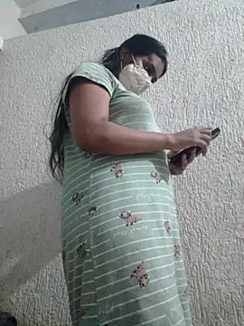 Snapshot of Priya_Strip chatting on June 2026 06:53:01 PM Priya Strip online show from June 2026 06:53:01 PM