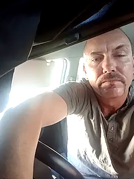 LukedavidDestroys online show from January 2026 08:48:01 PM