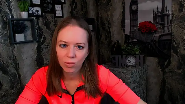 Snapshot of GloriaSi_ chatting on November 2025 05:33:01 AM GloriaSi online show from November 2025 05:33:01 AM