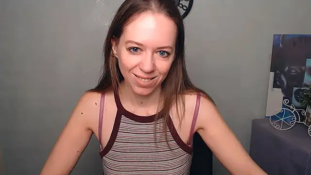 Snapshot of GloriaSi_ chatting on March 2025 07:04:02 AM GloriaSi online show from March 2025 07:04:02 AM