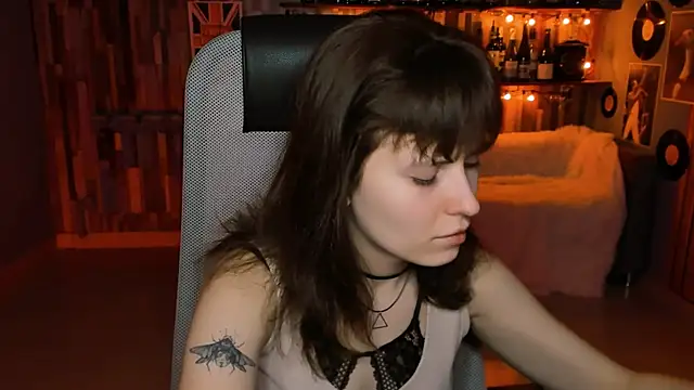 LolaAsmus online show from January 2026 07:01:01 AM