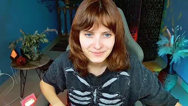 LolaAsmus online show from October 2025 05:28:02 AM
