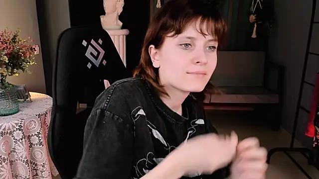 LolaAsmus online show from March 2025 07:44:01 PM