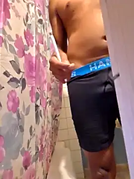 Jovende28 online show from November 2025 09:31:01 AM