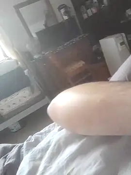 Snapshot of clemhotxxxx chatting on March 2025 08:59:01 AM clemhotxxxx online show from March 2025 08:59:01 AM